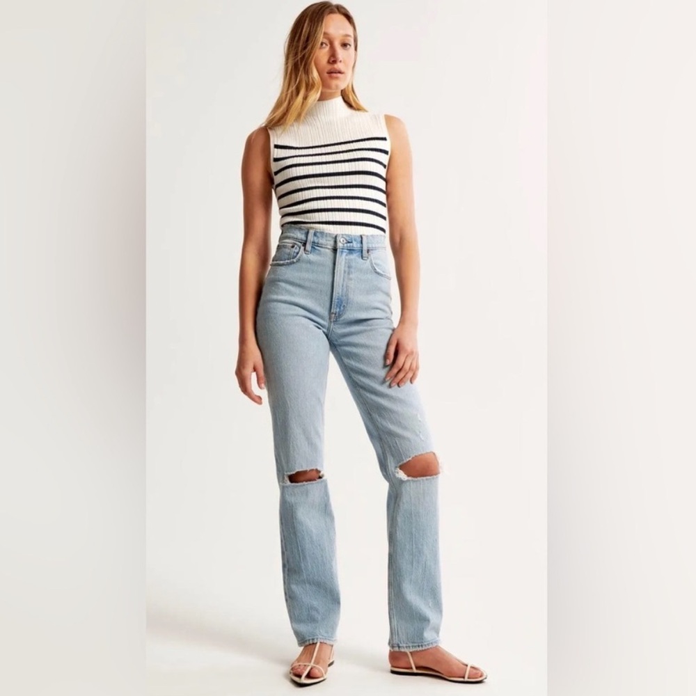Abercrombie & Fitch 90s Straight Ultra High Rise
